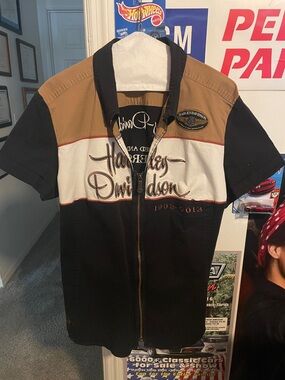 Harley-Davidson Black Brown Short-Sleeve Zip Front 110 Anniversary